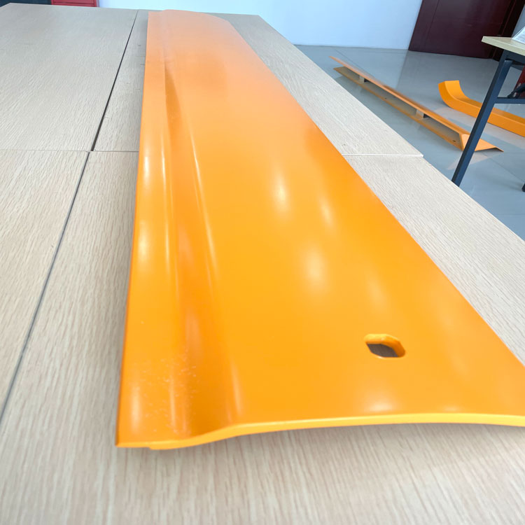 Высокоскоростная железная юбка из углеродного волокна