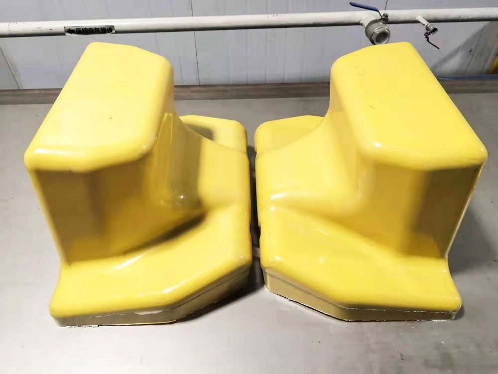 Топливный бак самолета из углеродного волокна